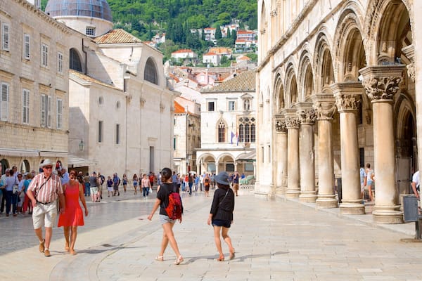 Palais des Recteurs qui includes patrimoine architectural