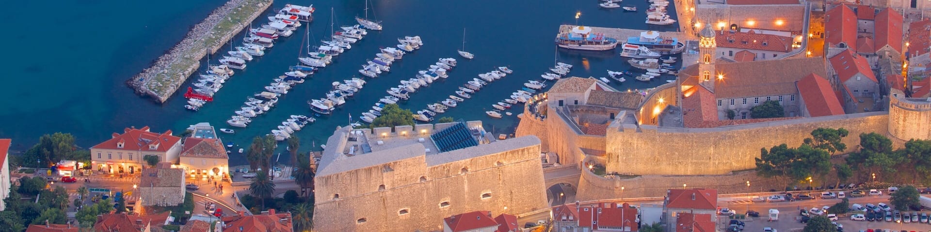 Revelin Fortress showing a coastal town