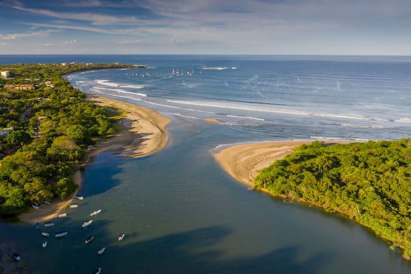 Playa Tamarindo in Costa Rica