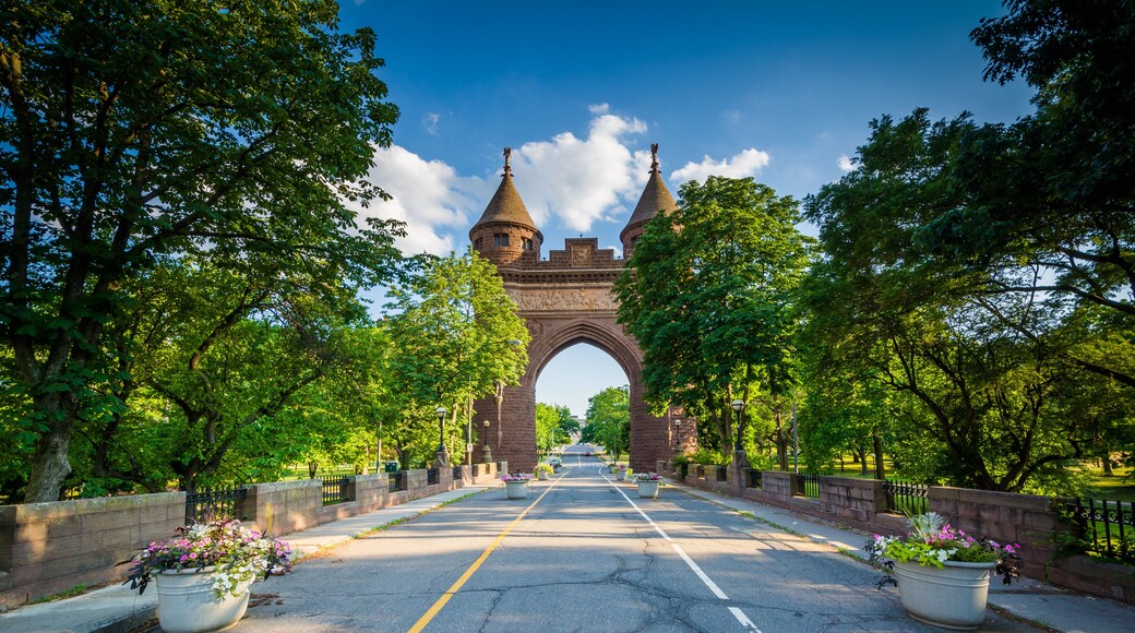 The Soldiers and Sailors Memorial Arch, in Hartford, Connecticut