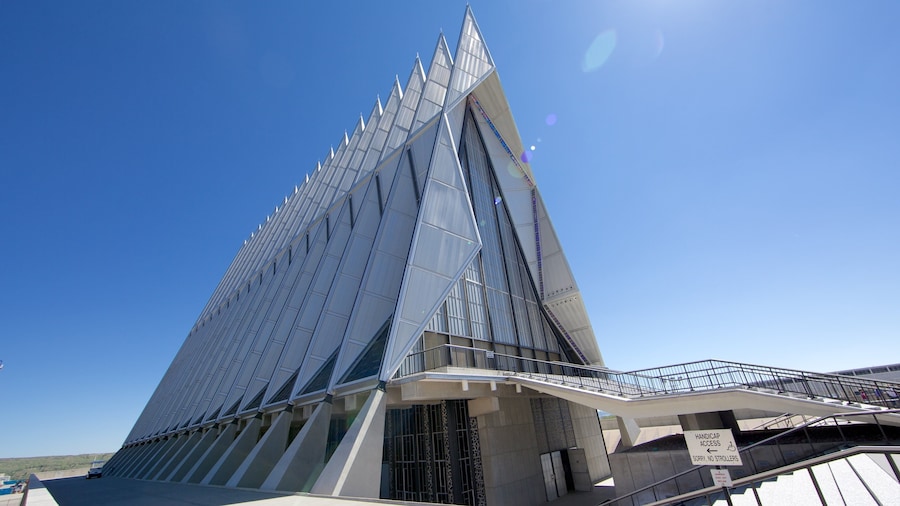 US Air Force Academy presenterar modern arkitektur