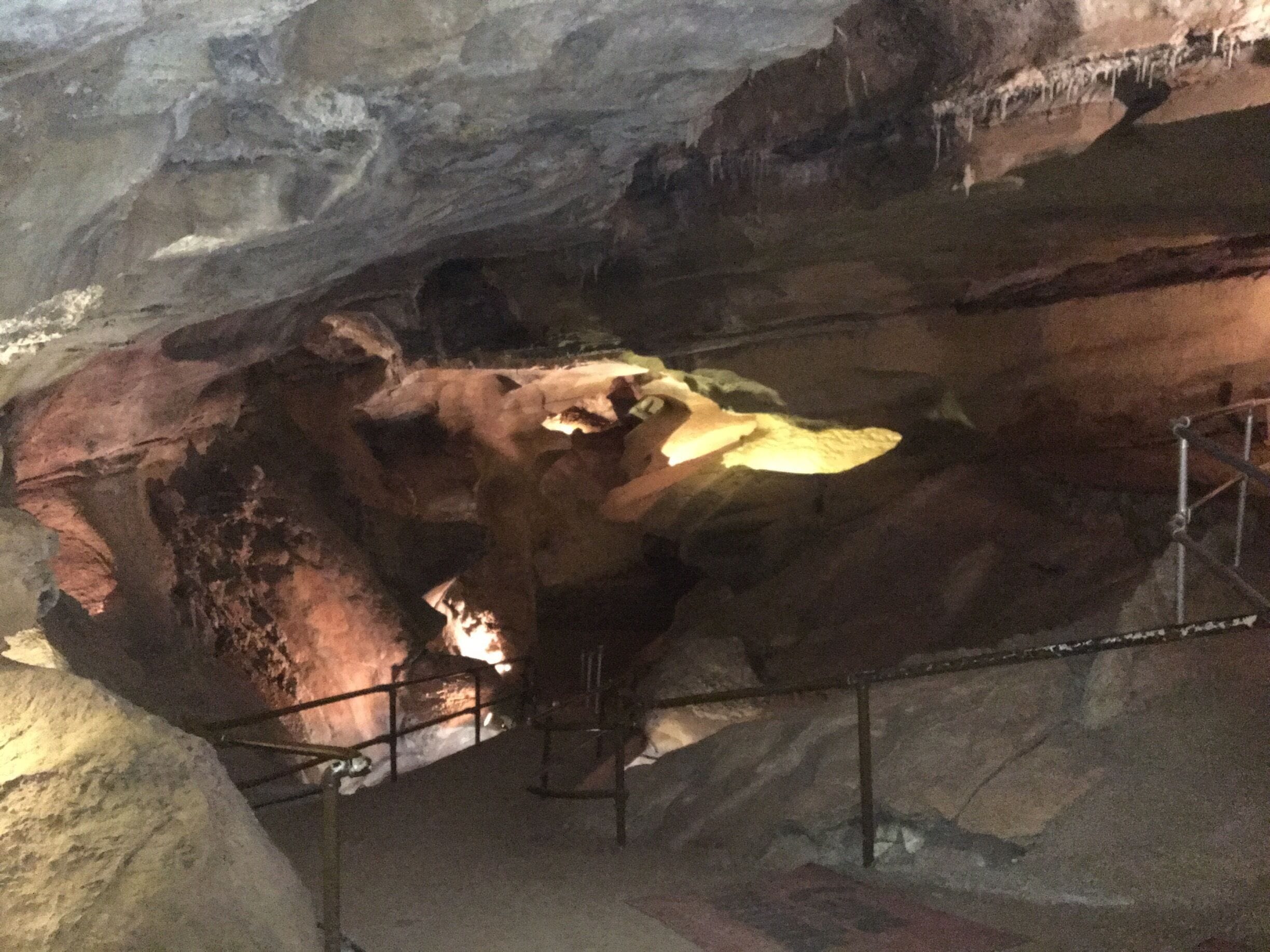 Another possible place to visit when near Colorado Springs. Underground caverns at Cave of the Winds. Tour is a little over an hour long. 
#caverns #underground #colorado