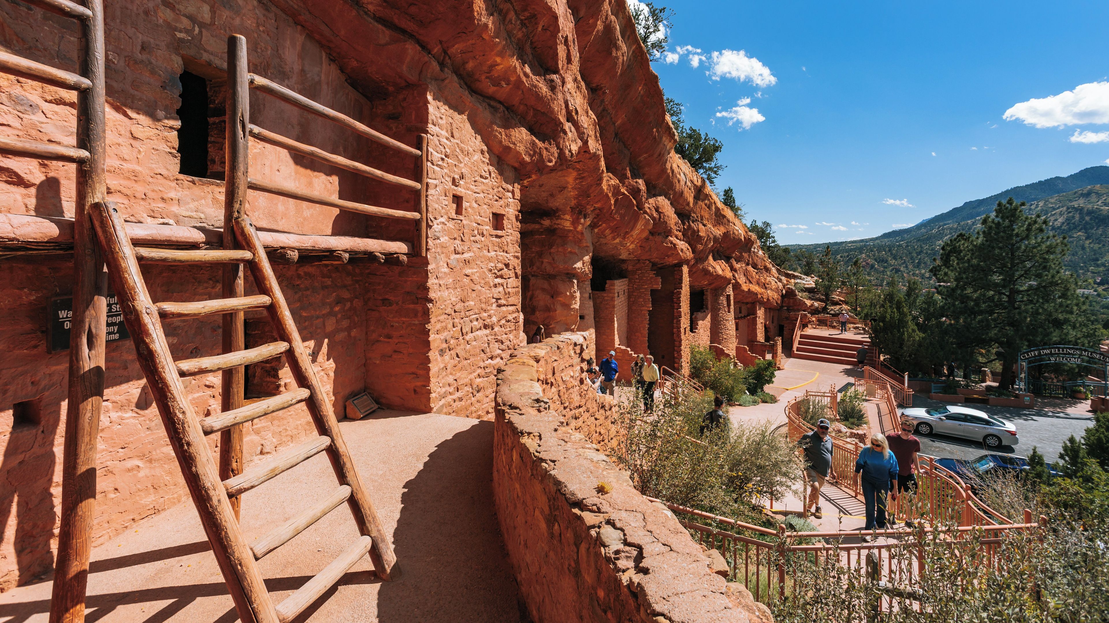 Manitou Cliff Dwellings