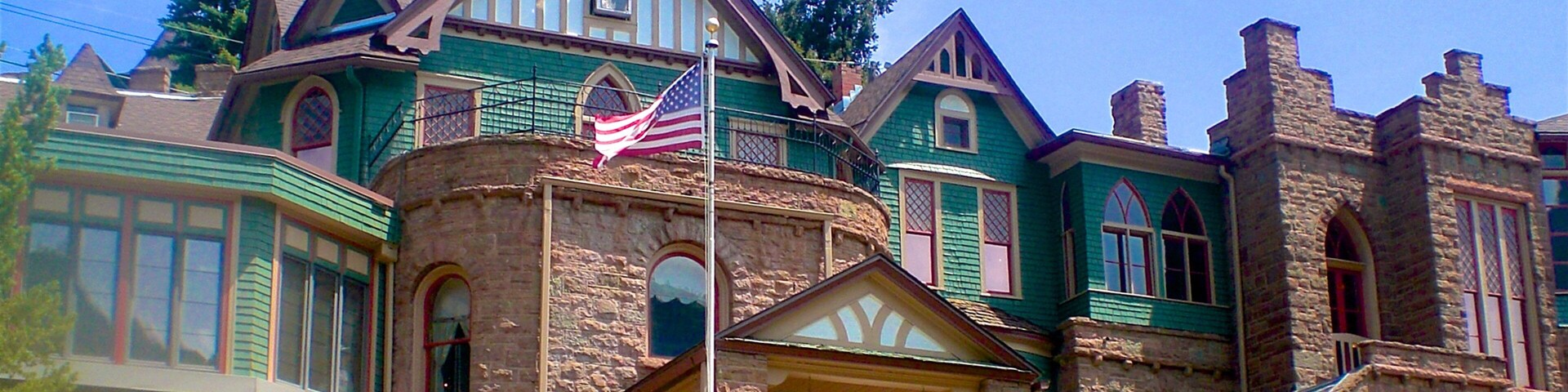 Miramont Castle which includes heritage elements