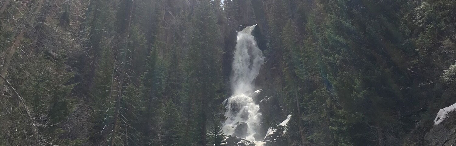Fish Creek Falls - about 5 miles out of the Steamboat Springs township... this was at the end of winter so a lot of snow melt... nice easy hiking paths take you to different elevations to view the falls... don't forget to take some cash to pay for your entrance - there is no signage on the way telling you there is a fee and I had to circle back to town as the rangers are constantly checking the parking lot #AquaTrove