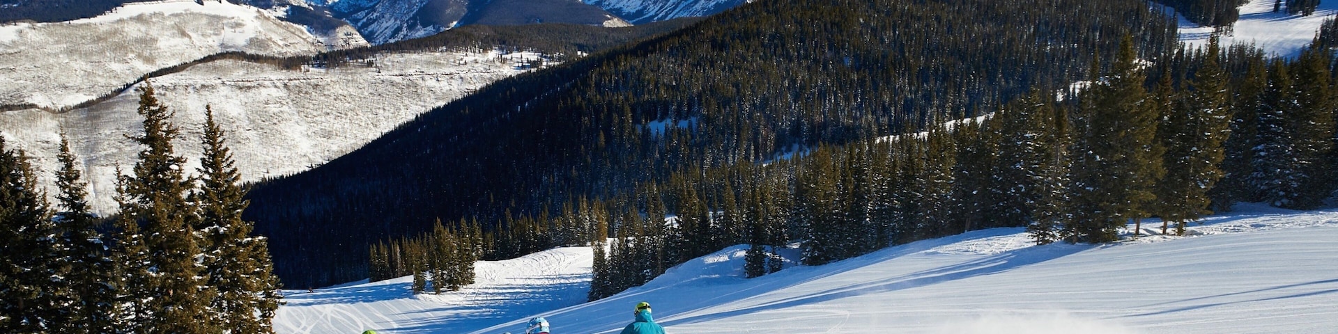 Vail Ski Resort showing landscape views, snow skiing and snow