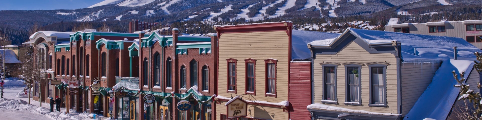 Breckenridge Ski Resort which includes snow and a small town or village