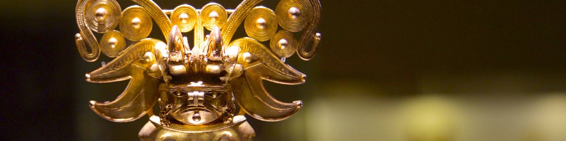 Gold Museum which includes art