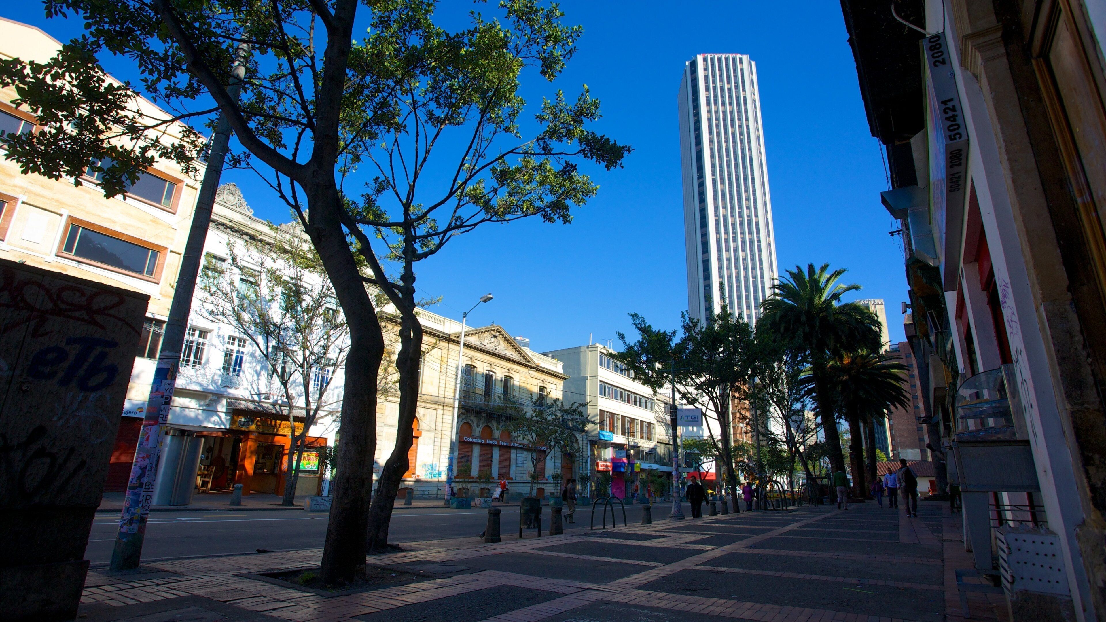 Torre Colpatria which includes a city and street scenes