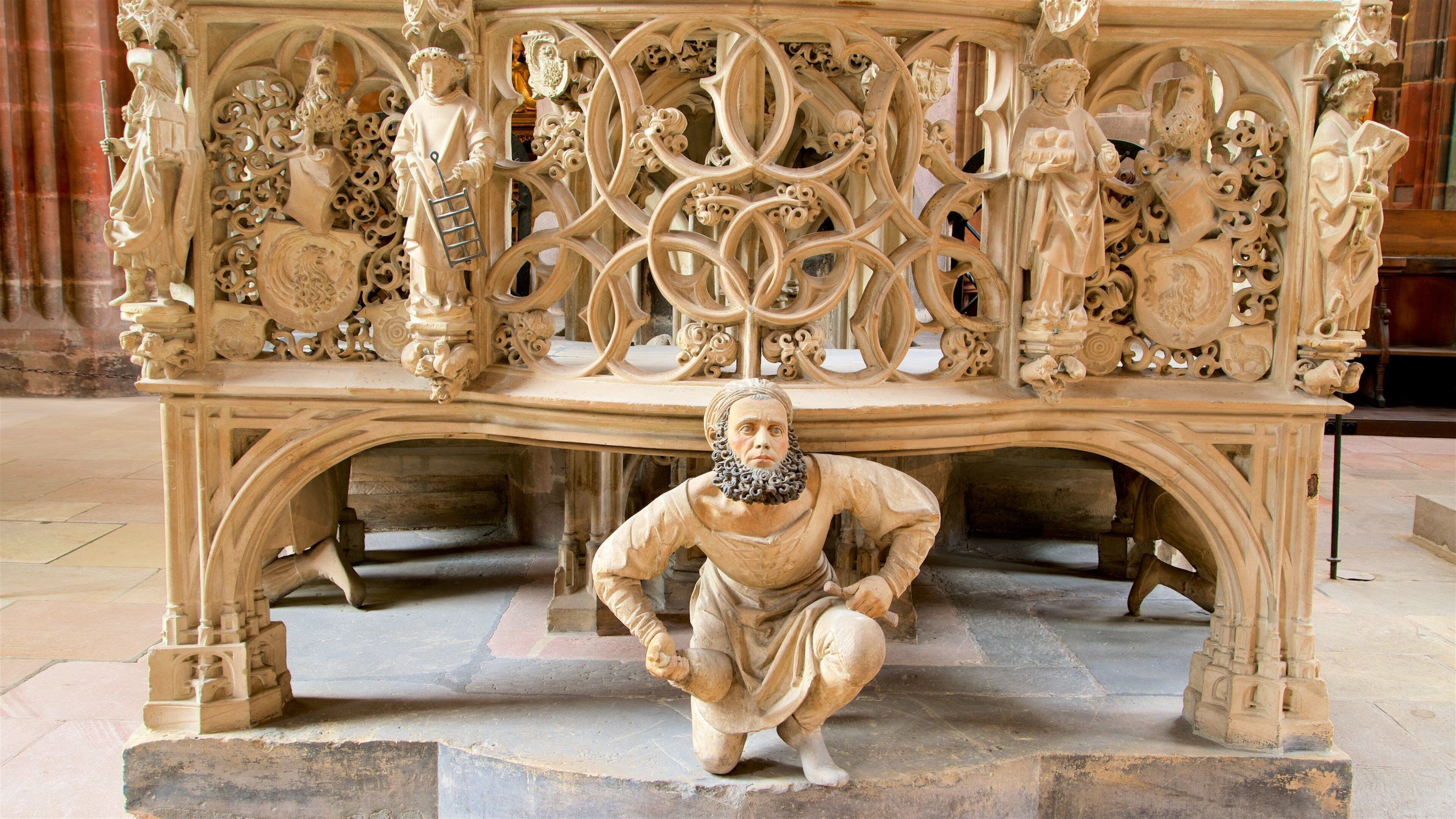 St. Lorenz Church which includes heritage elements and interior views