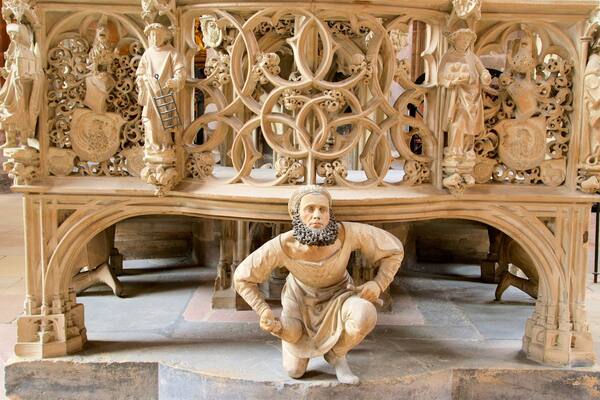 St. Lorenz Kirche das einen Geschichtliches und Innenansichten