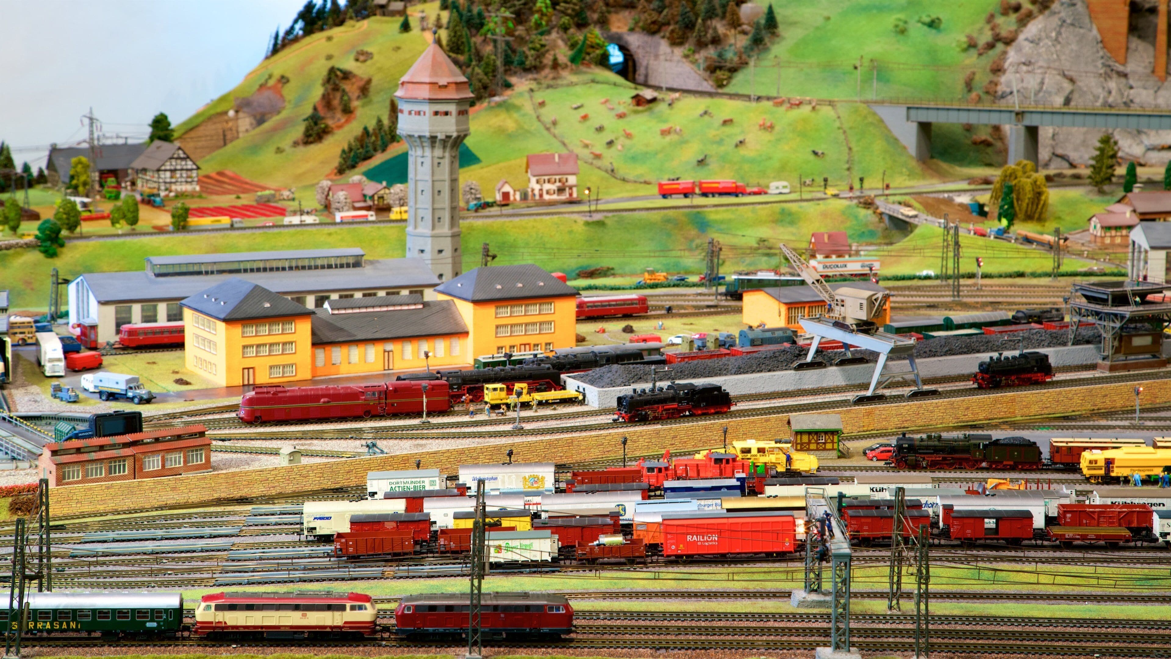 German National Railway Museum showing interior views