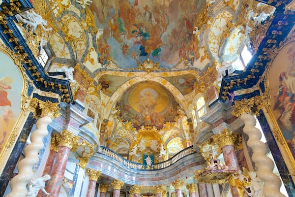 Würzburger Residenz welches beinhaltet Kunst, Innenansichten und Geschichtliches