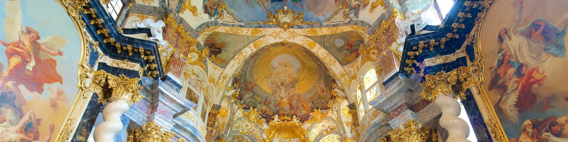 RĂ©sidence de WĂŒrzburg montrant art, patrimoine historique et vues intĂ©rieures