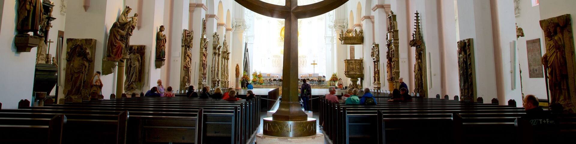 Wuerzburg Cathedral which includes a church or cathedral, heritage elements and interior views