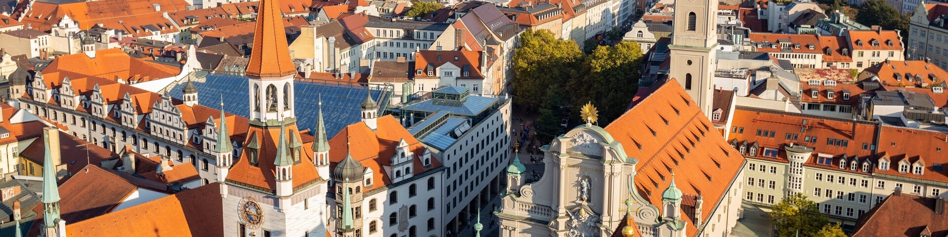 St Peter\'s Church which includes a city and landscape views