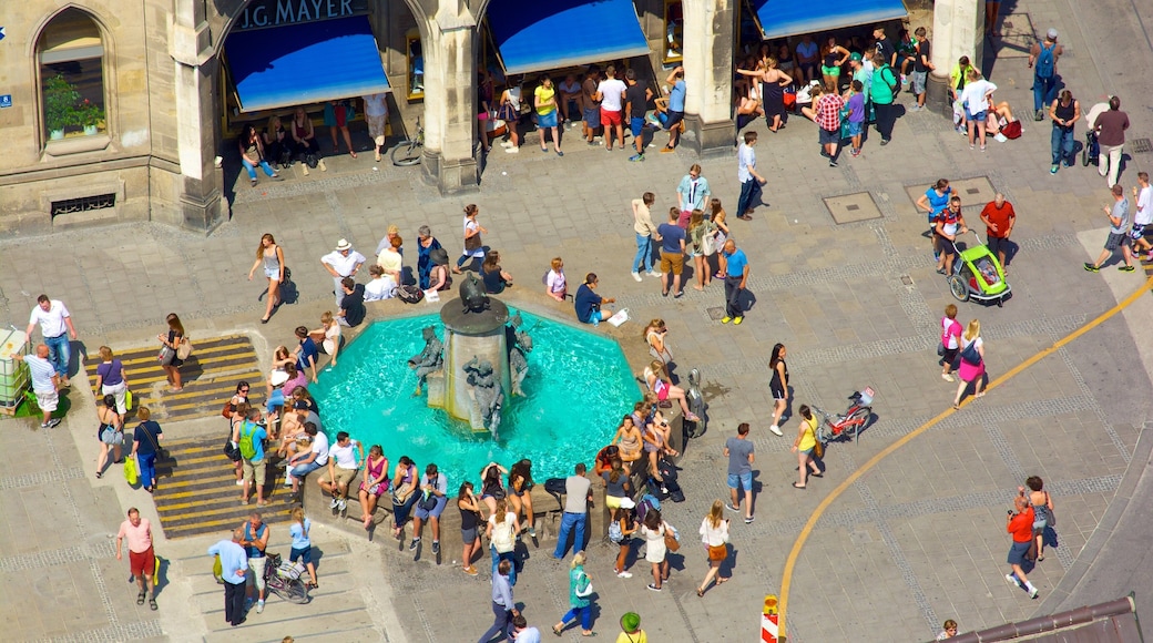 St Peter\'s Church showing a fountain, religious elements and a square or plaza