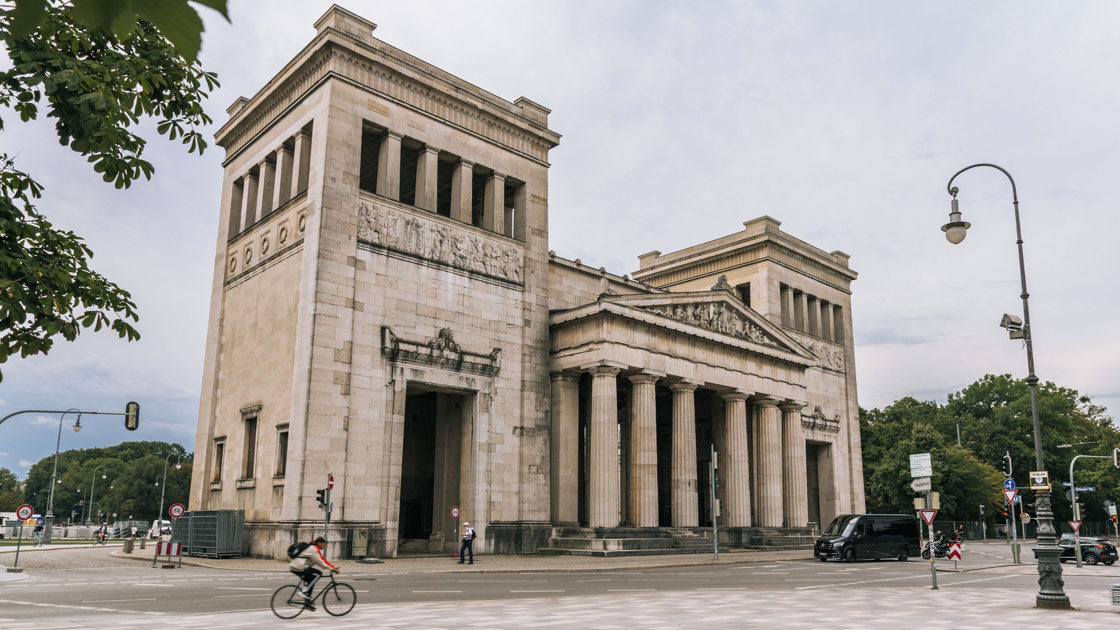 Koenigsplatz