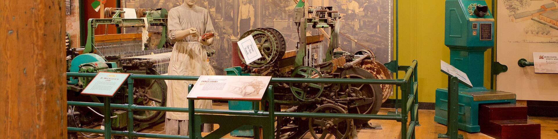 The Augusta Canal Interpretive Center at Enterprise Mill mostrando vistas interiores