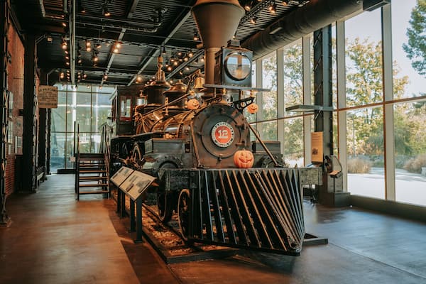 Atlanta History Center showing heritage elements
