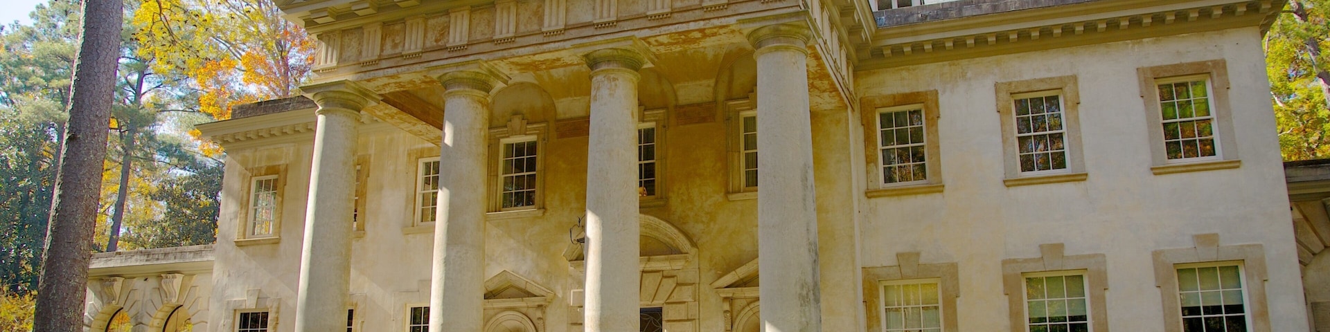 Atlanta History Center featuring heritage architecture