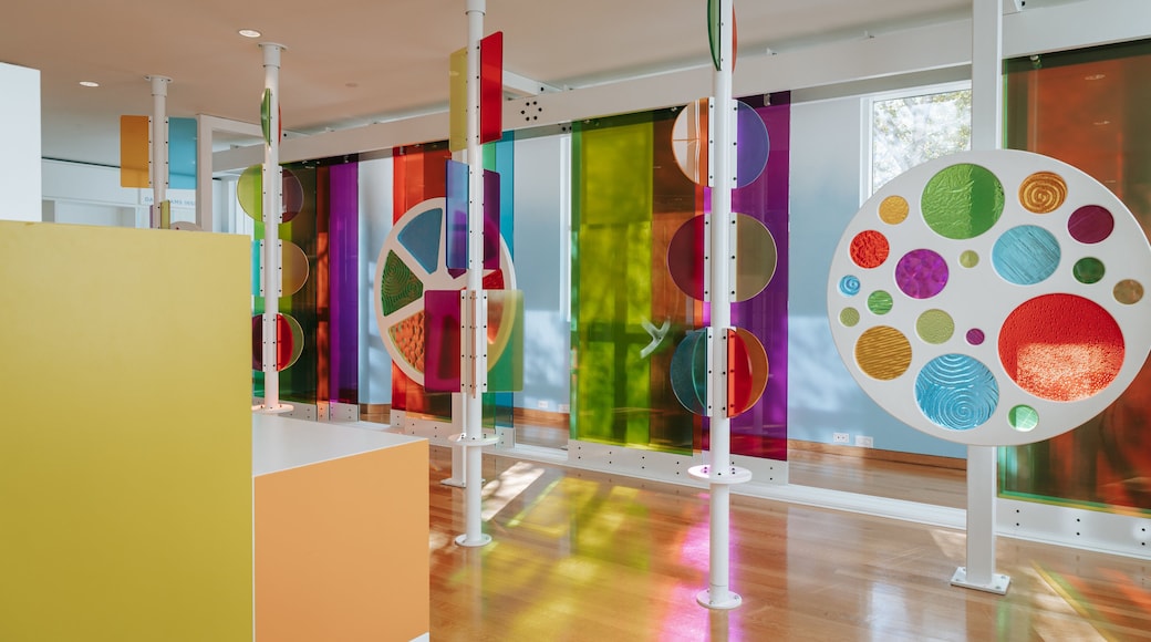 High Museum of Art which includes interior views