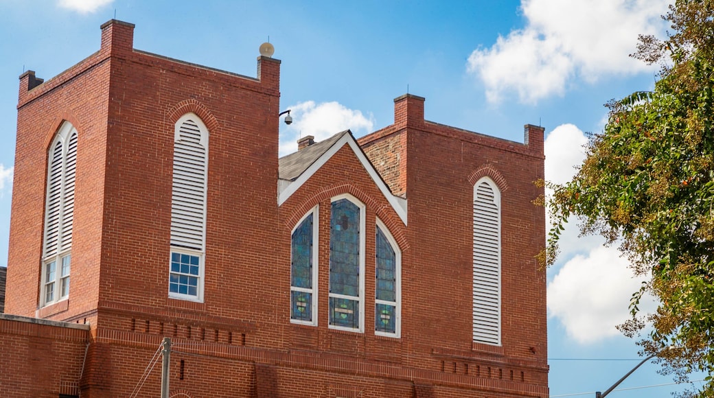 Ebenezer Baptist Church of Atlanta showing a church or cathedral