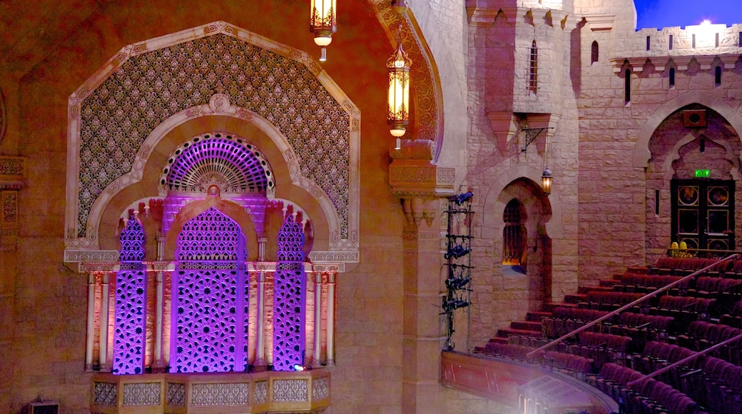 Fox Theatre showing theatre scenes, performance art and interior views