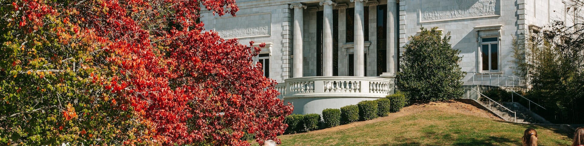 Zoo Atlanta featuring street scenes, fall colors and heritage architecture