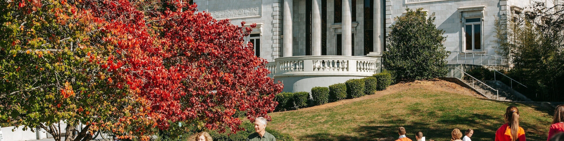 Zoo Atlanta featuring street scenes, fall colors and heritage architecture