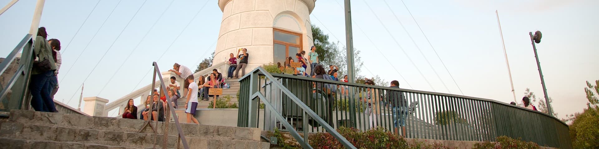 San Cristobal Hill showing a statue or sculpture, outdoor art and views