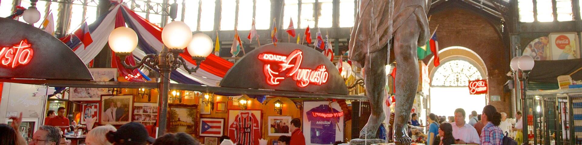 Mercado Central featuring a city, outdoor art and markets