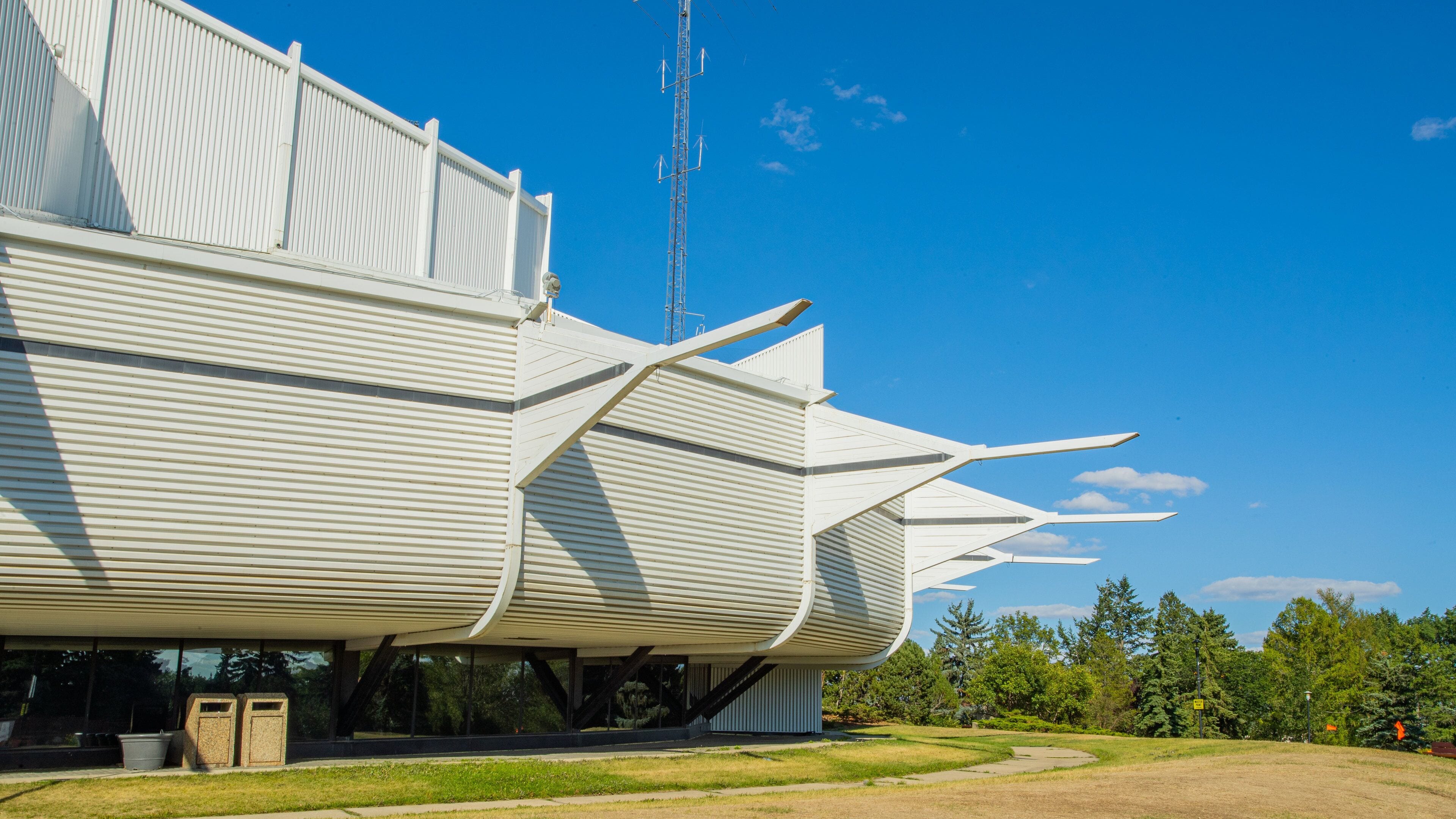 TELUS World of Science-Edmonton featuring modern architecture