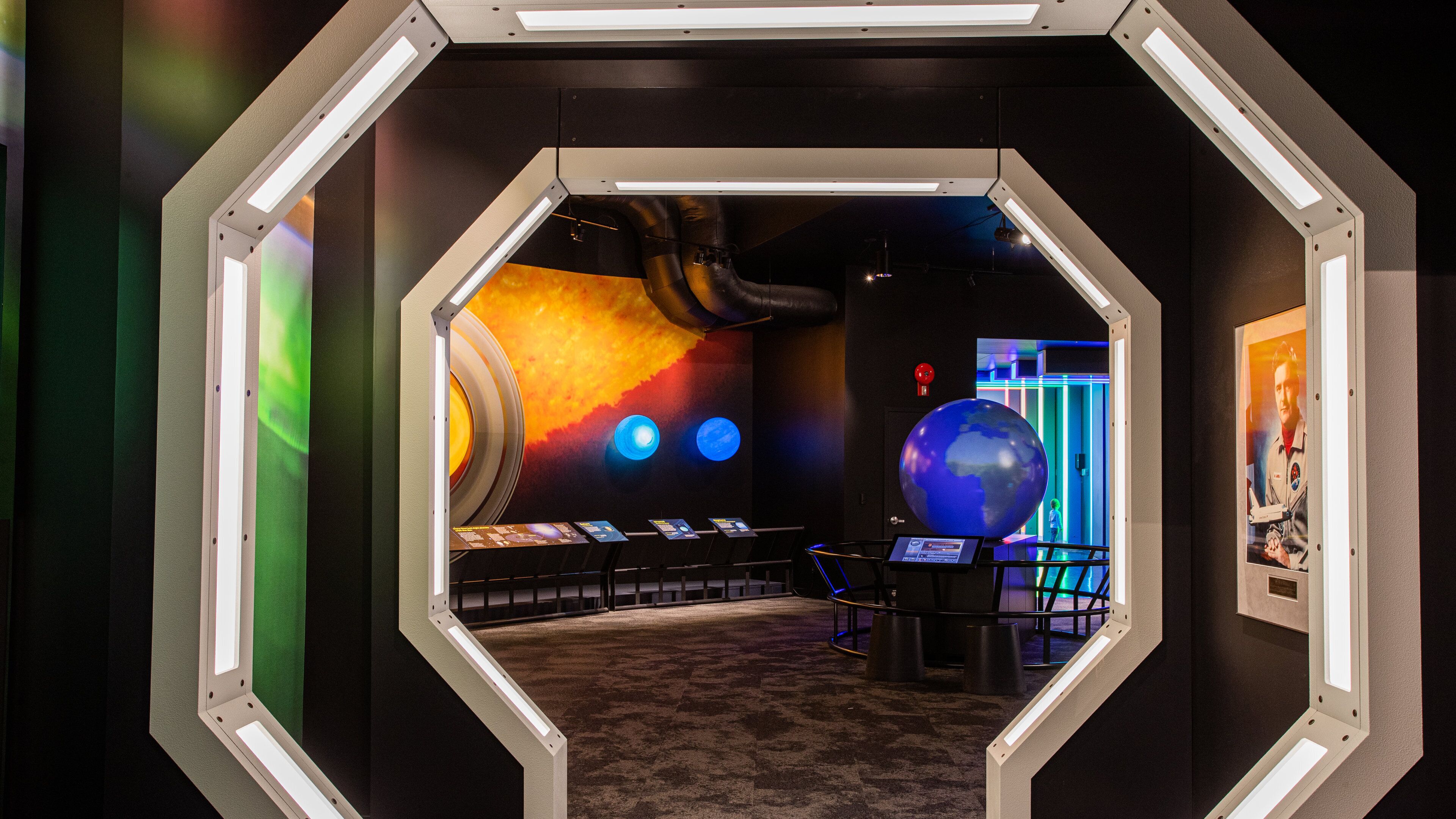 TELUS World of Science-Edmonton featuring interior views