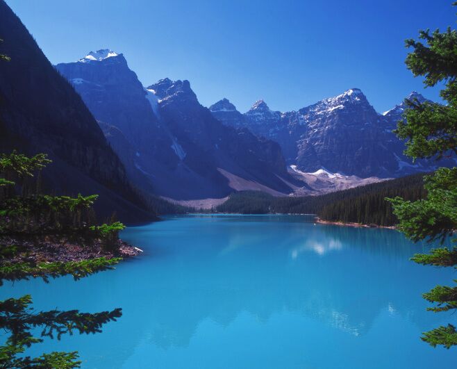 Canada, Banff National Park, Lake Moraine