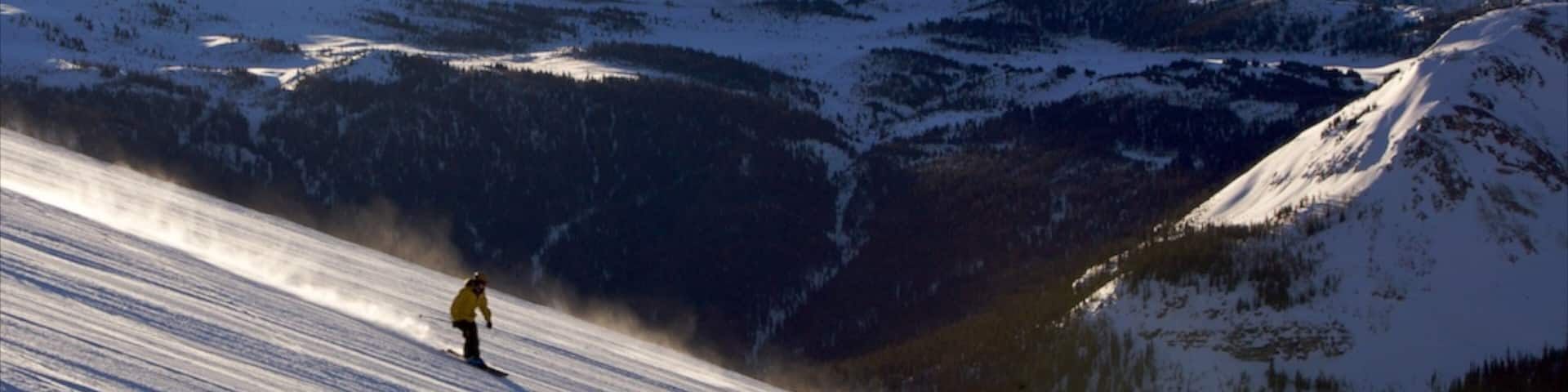Sunshine Village featuring mountains, snow skiing and snow