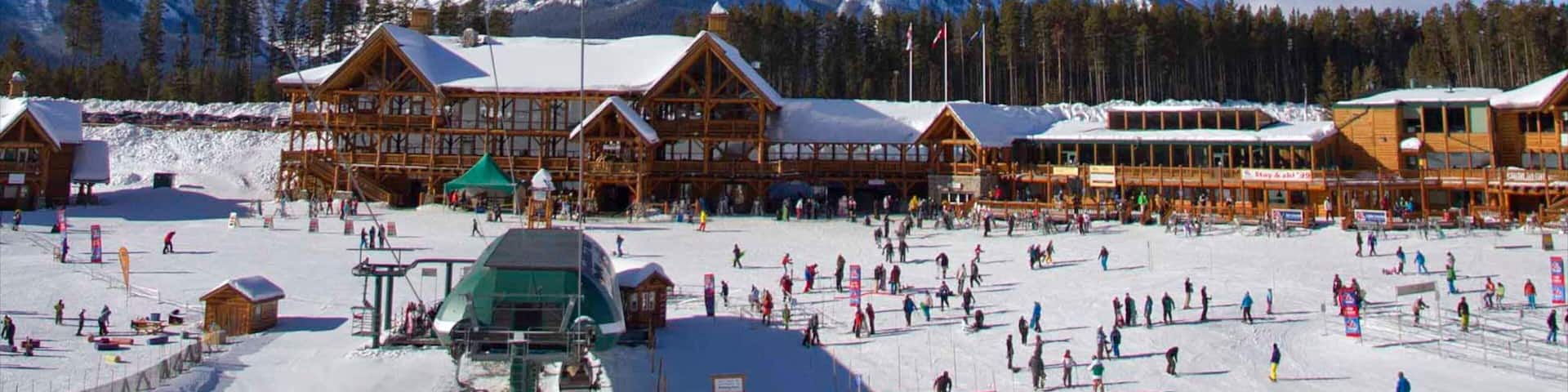 Lake Louise Mountain Resort featuring snow and snow skiing