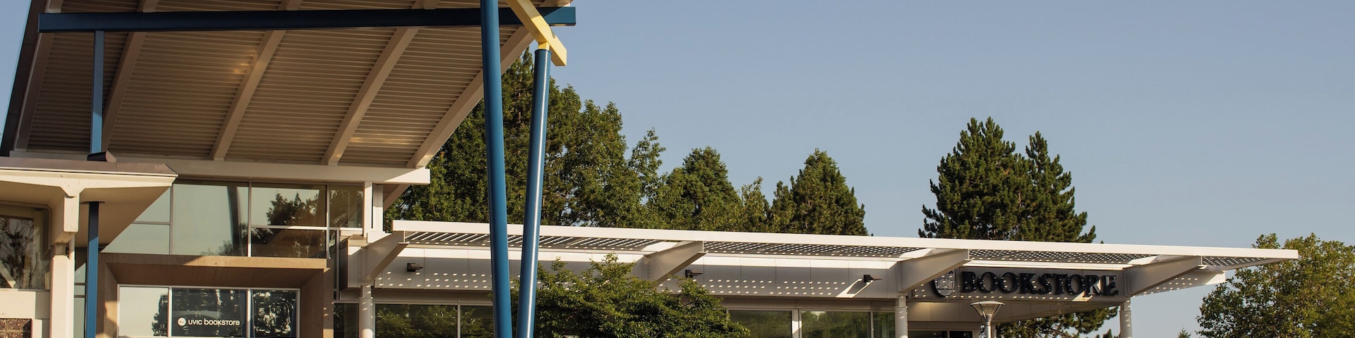 Victoria_UniversityofVictoria_6072293-3