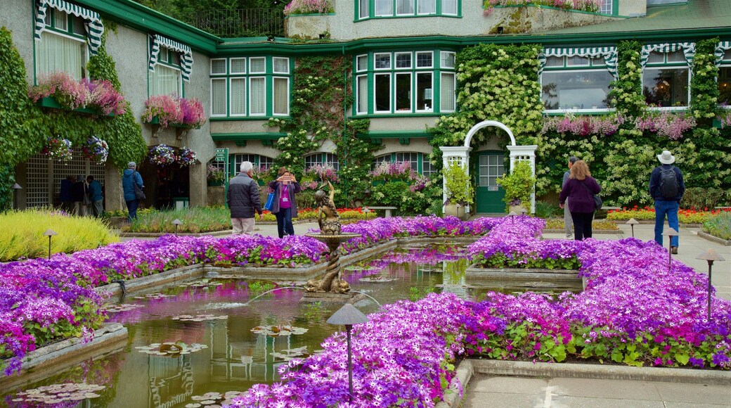 Butchart Gardens featuring a garden and flowers