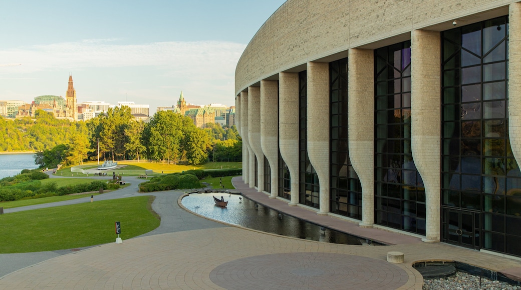 Canadian Museum of History showing a garden