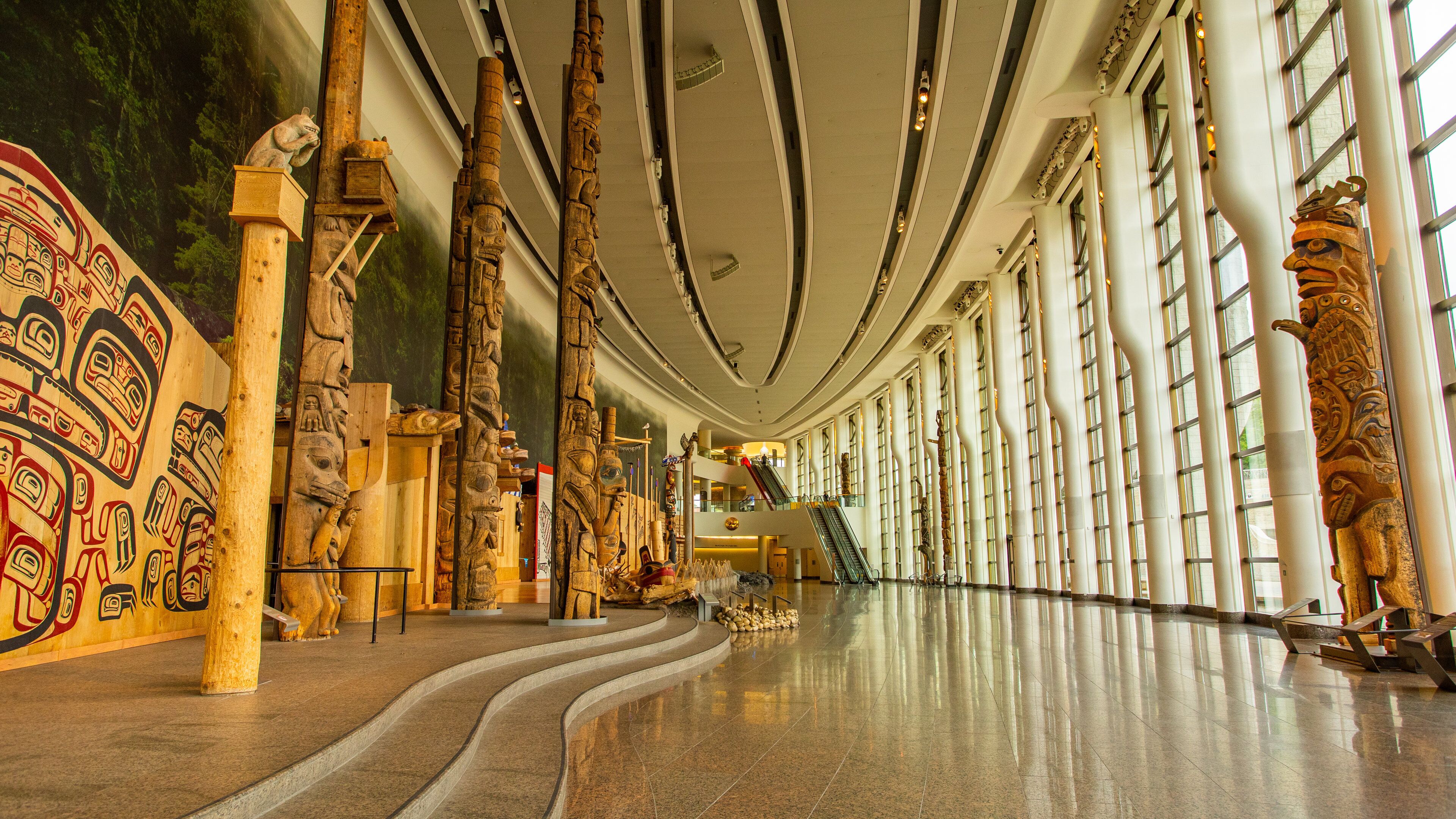 Canadian Museum of History featuring interior views and indigenous culture