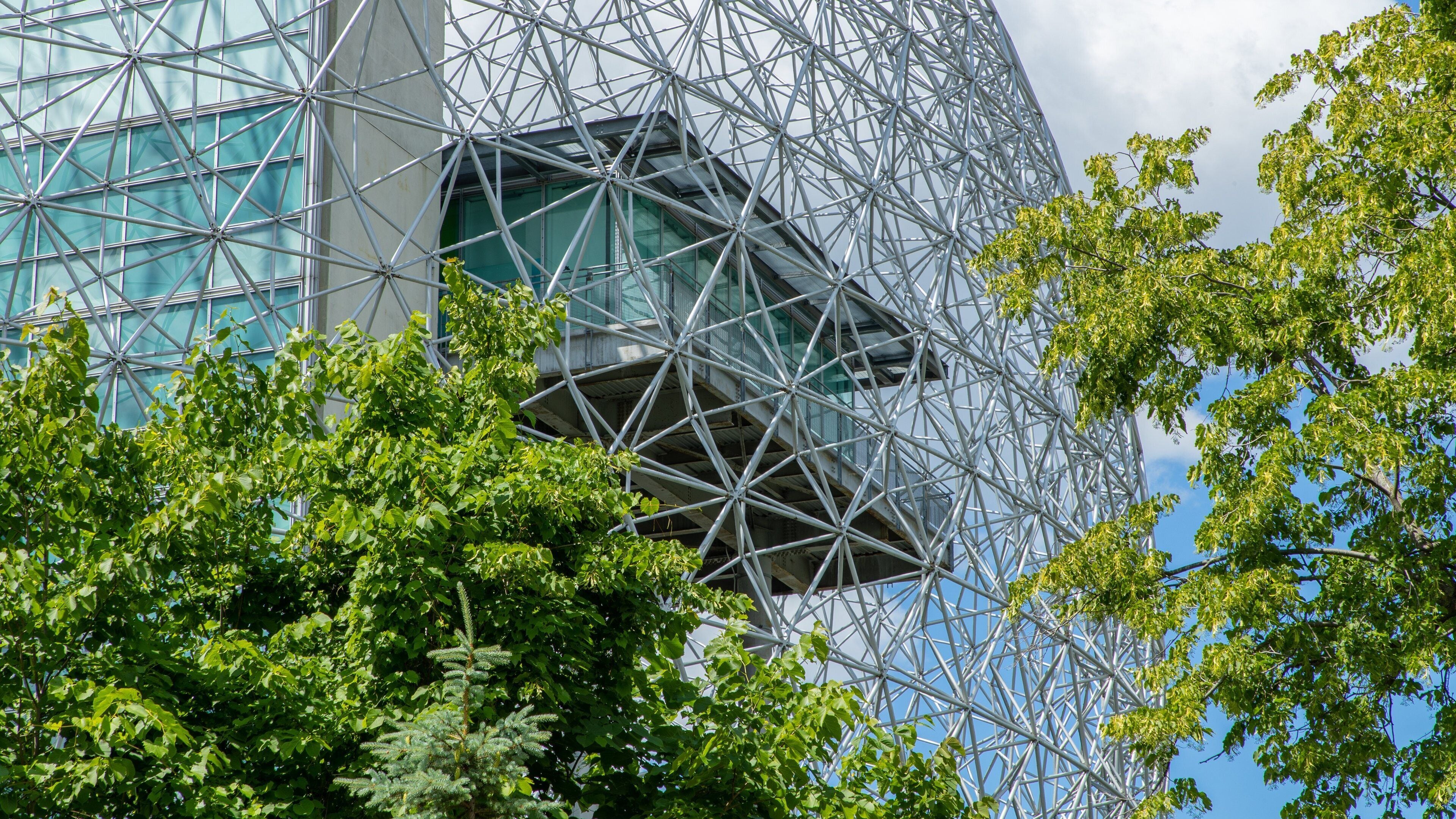 Biosphere which includes a park and modern architecture