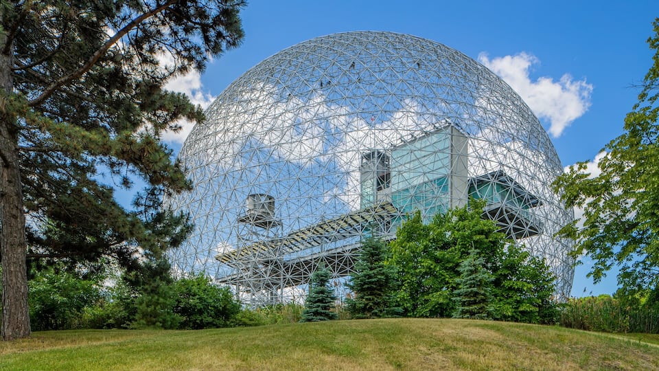Biosphere which includes a park and modern architecture
