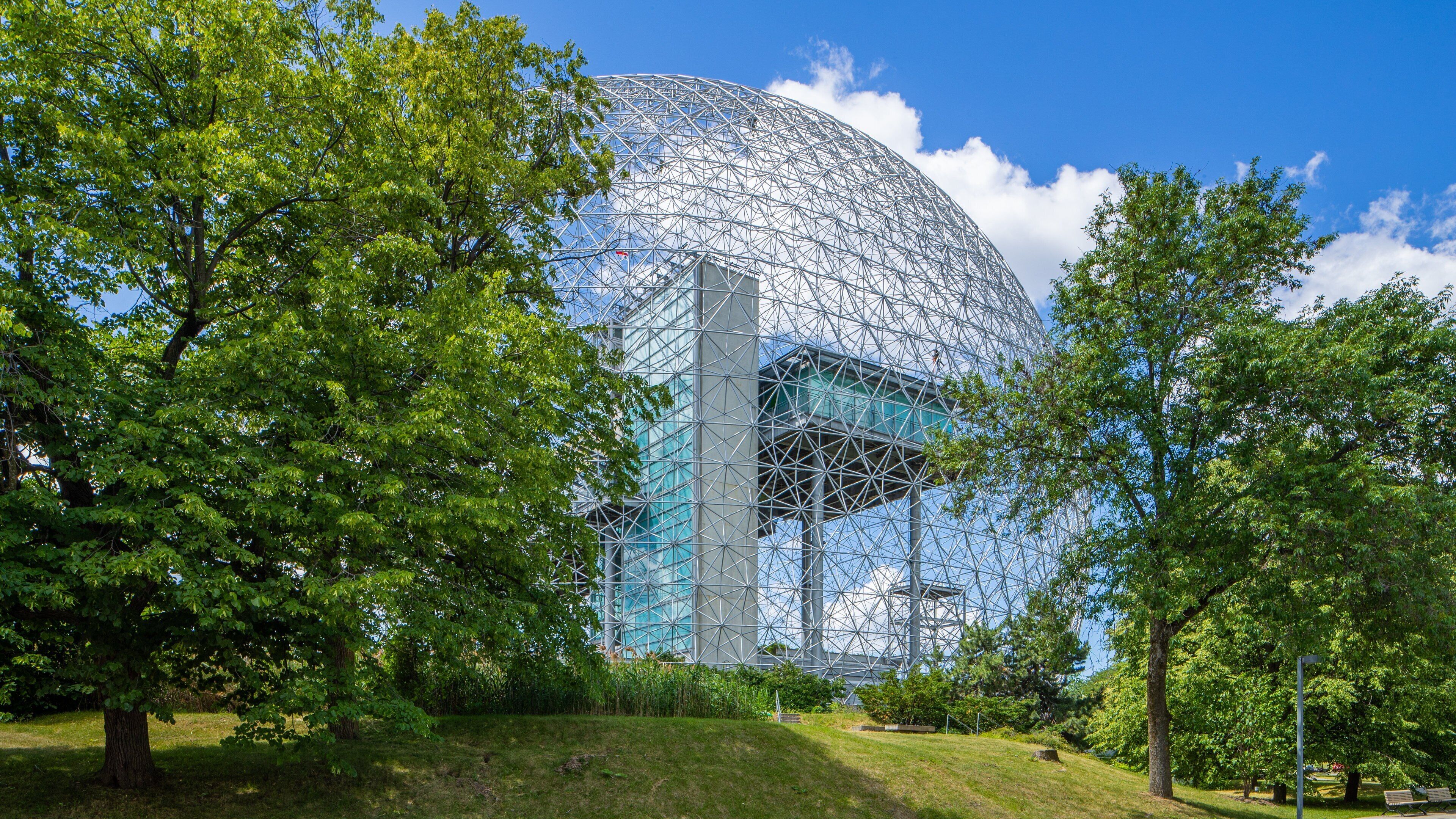 Biosphere showing a park and modern architecture