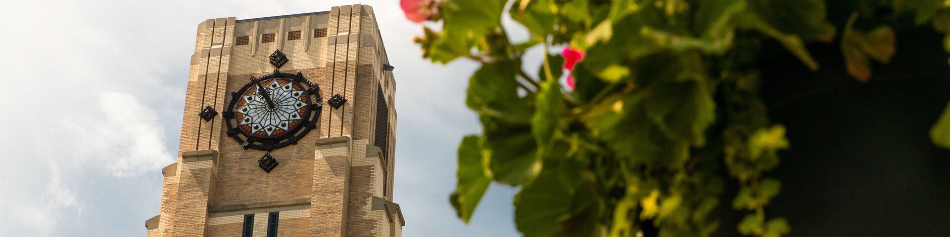 Atwater Market which includes heritage architecture