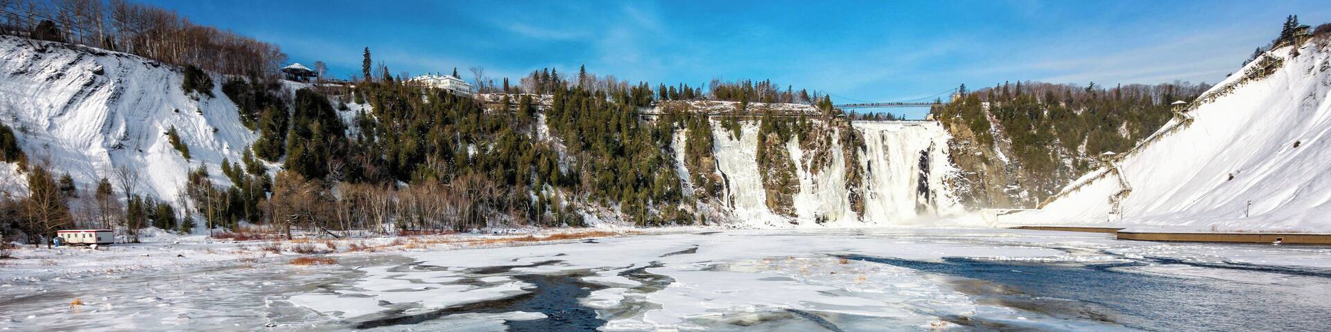 Montmorency Falls is without a doubt one of the most eye catching natural wonders in the Québec City area. Stretching upwards a spectacular 83 meters—30 meters higher than Niagara Falls—it attracts thousands of visitors each year.