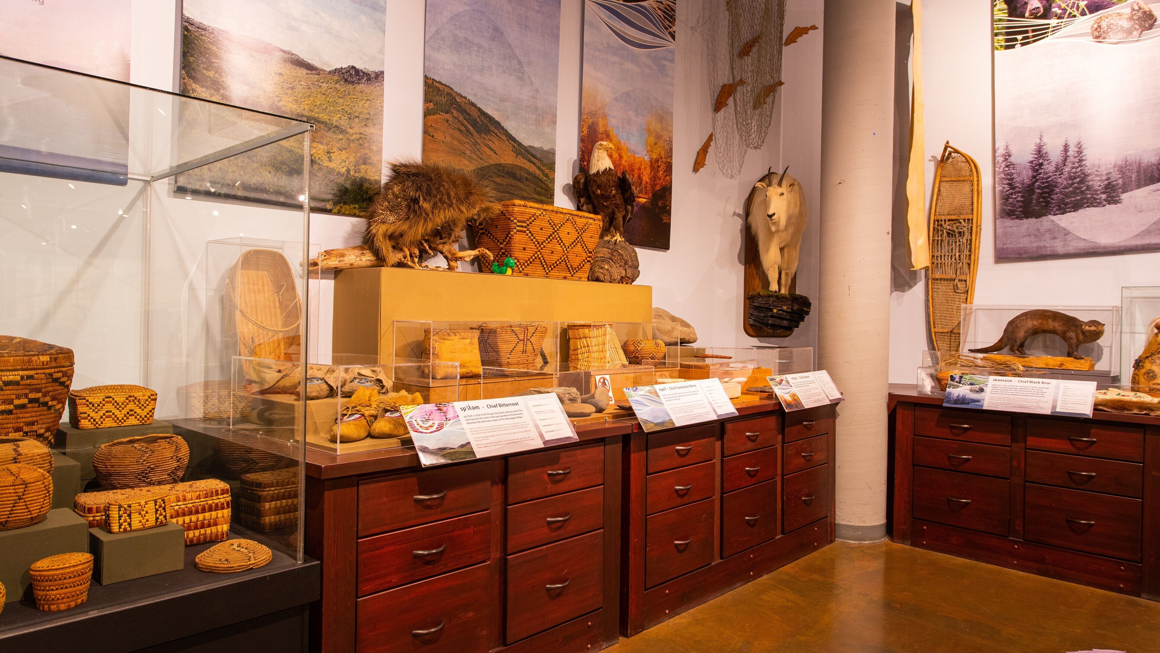 Okanagan Heritage Museum showing interior views