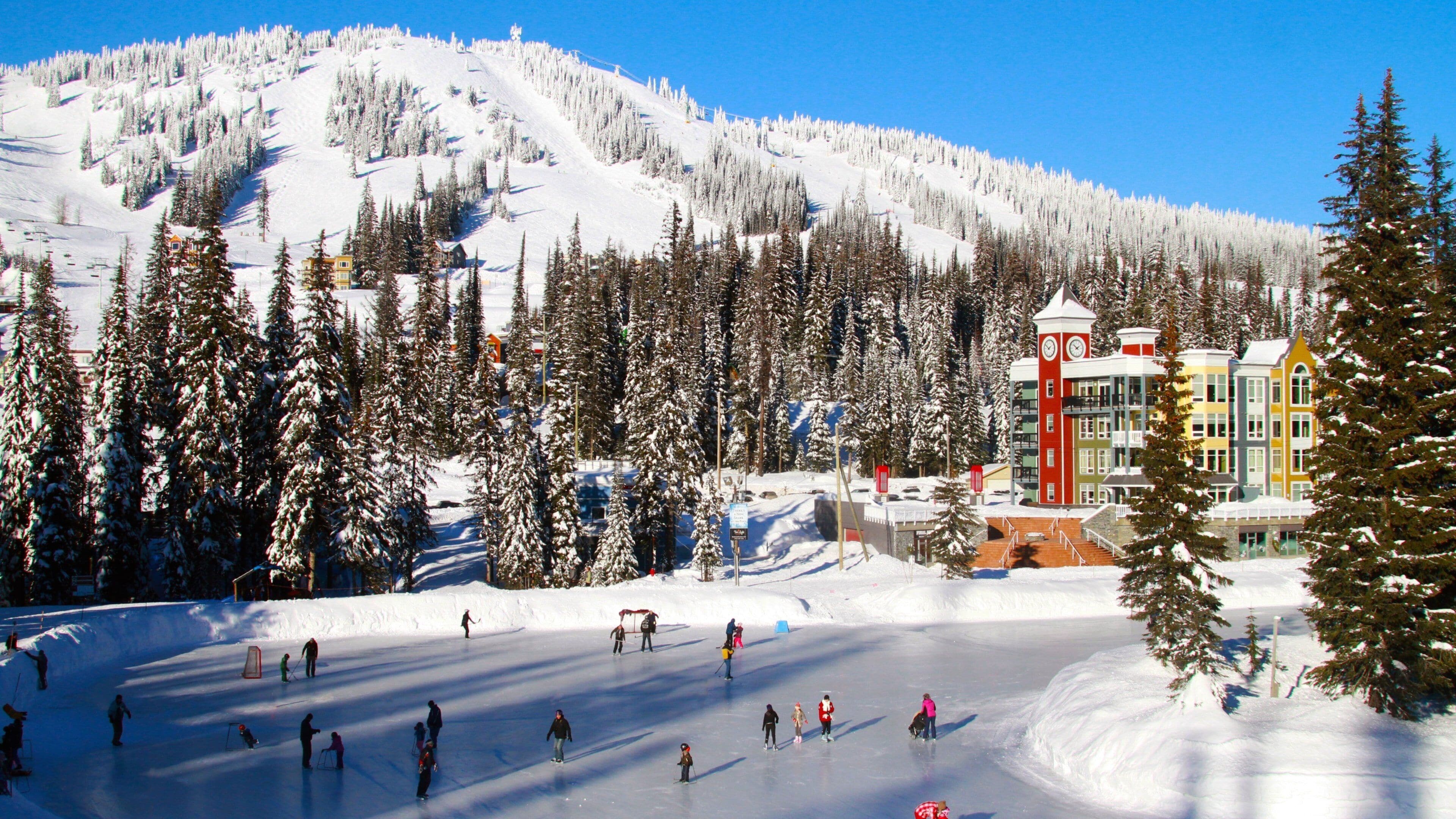 Silver Star Mountain Resort featuring snow, snow skiing and landscape views