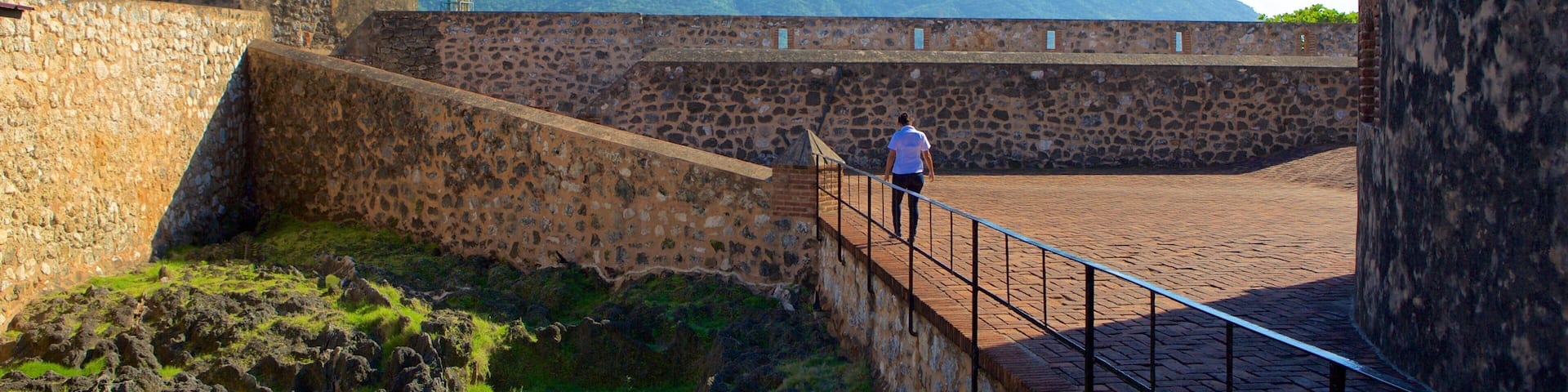 Fort San Felipe which includes heritage elements