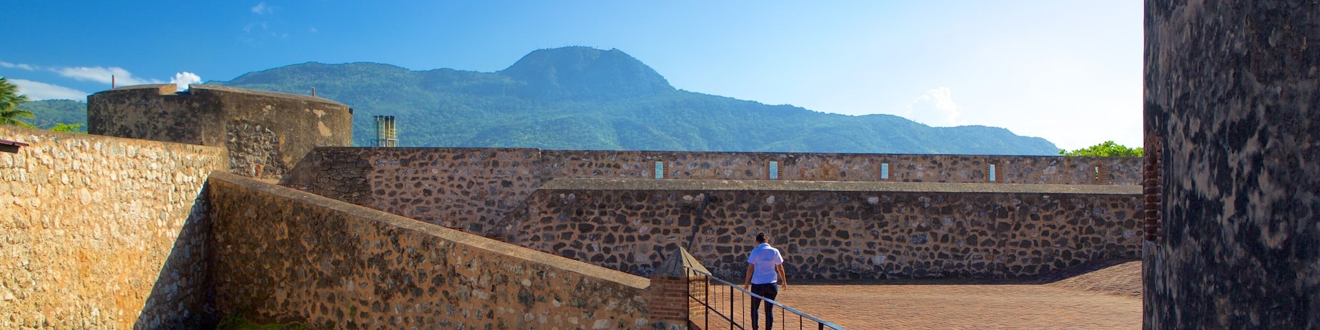 Fort San Felipe which includes heritage elements